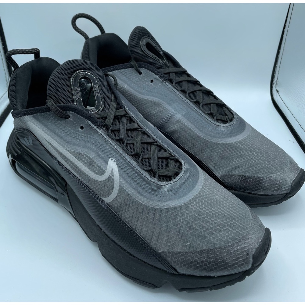Nike Air Max 2090